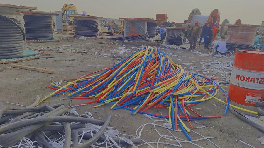 Team sorting cable scrap
